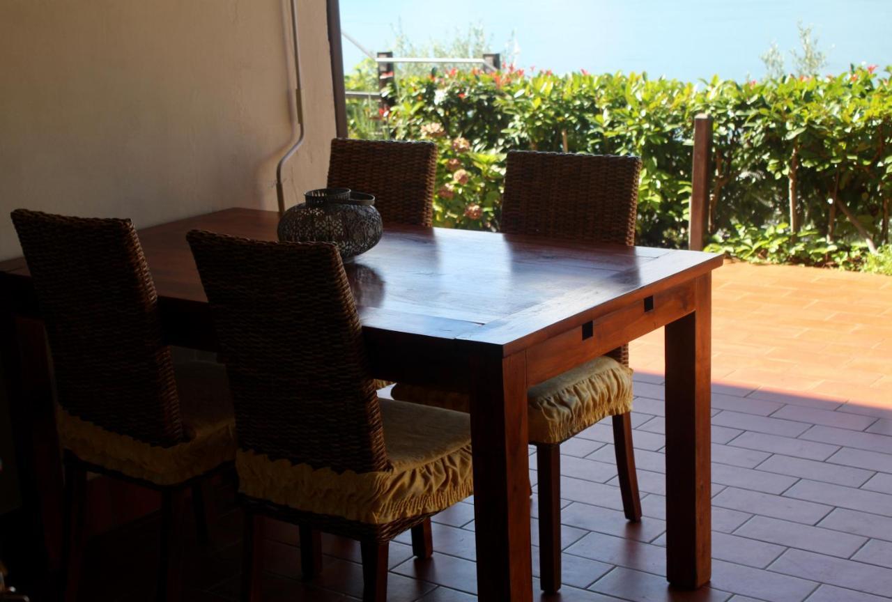 Appartamento Venzo Brenzone sul Garda Exterior foto