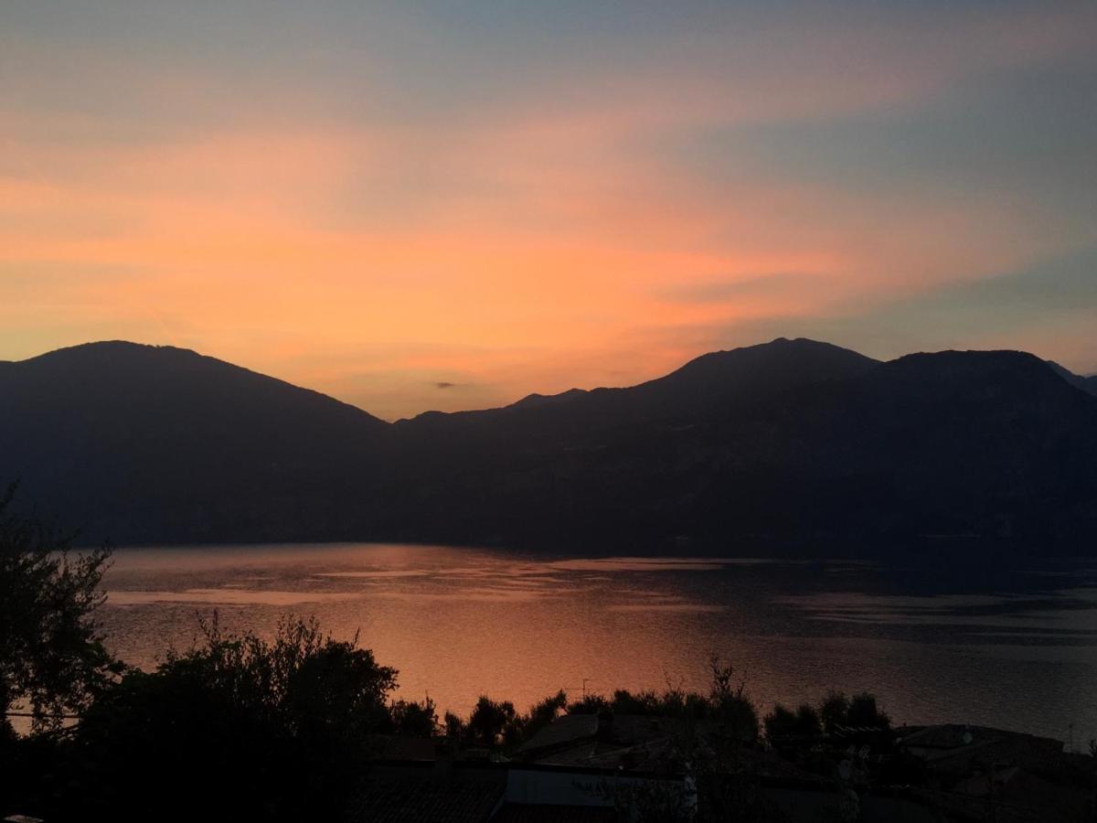Appartamento Venzo Brenzone sul Garda Exterior foto