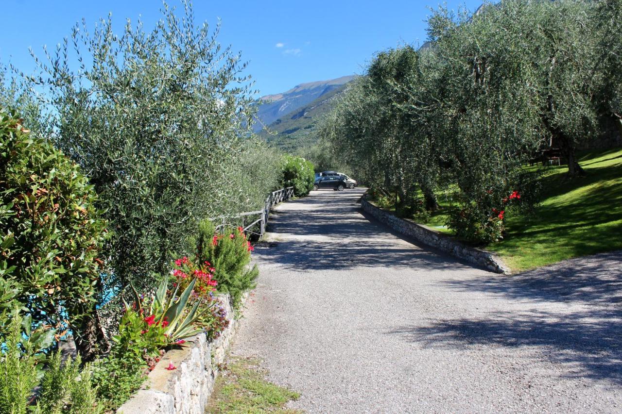 Appartamento Venzo Brenzone sul Garda Exterior foto